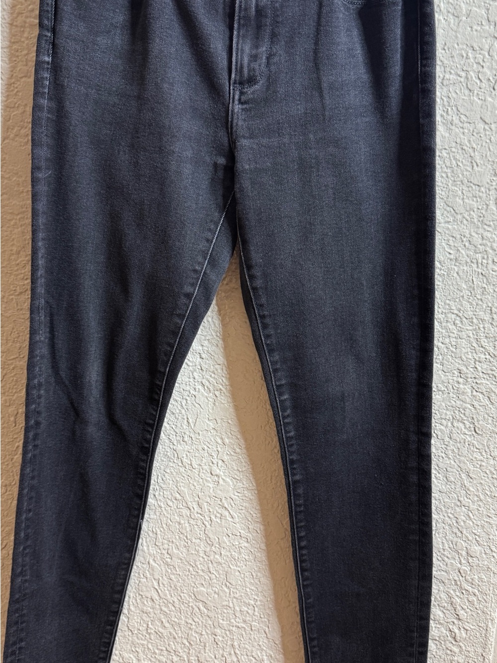Banana Republic Black Skinny Jeans - Sleek Slim Fit